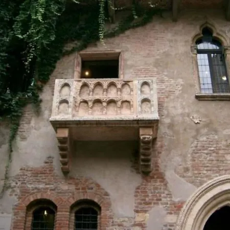 Residenza Piazzetta Guest house