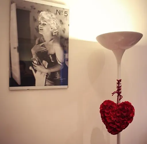 게스트하우스 Residenza Piazzetta 4*